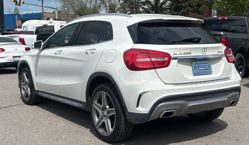 2016 Mercedes-Benz GLA full