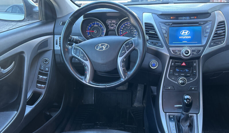 2016 Hyundai Elantra full