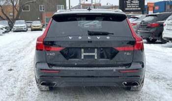 2019 Volvo V60 Cross Country full